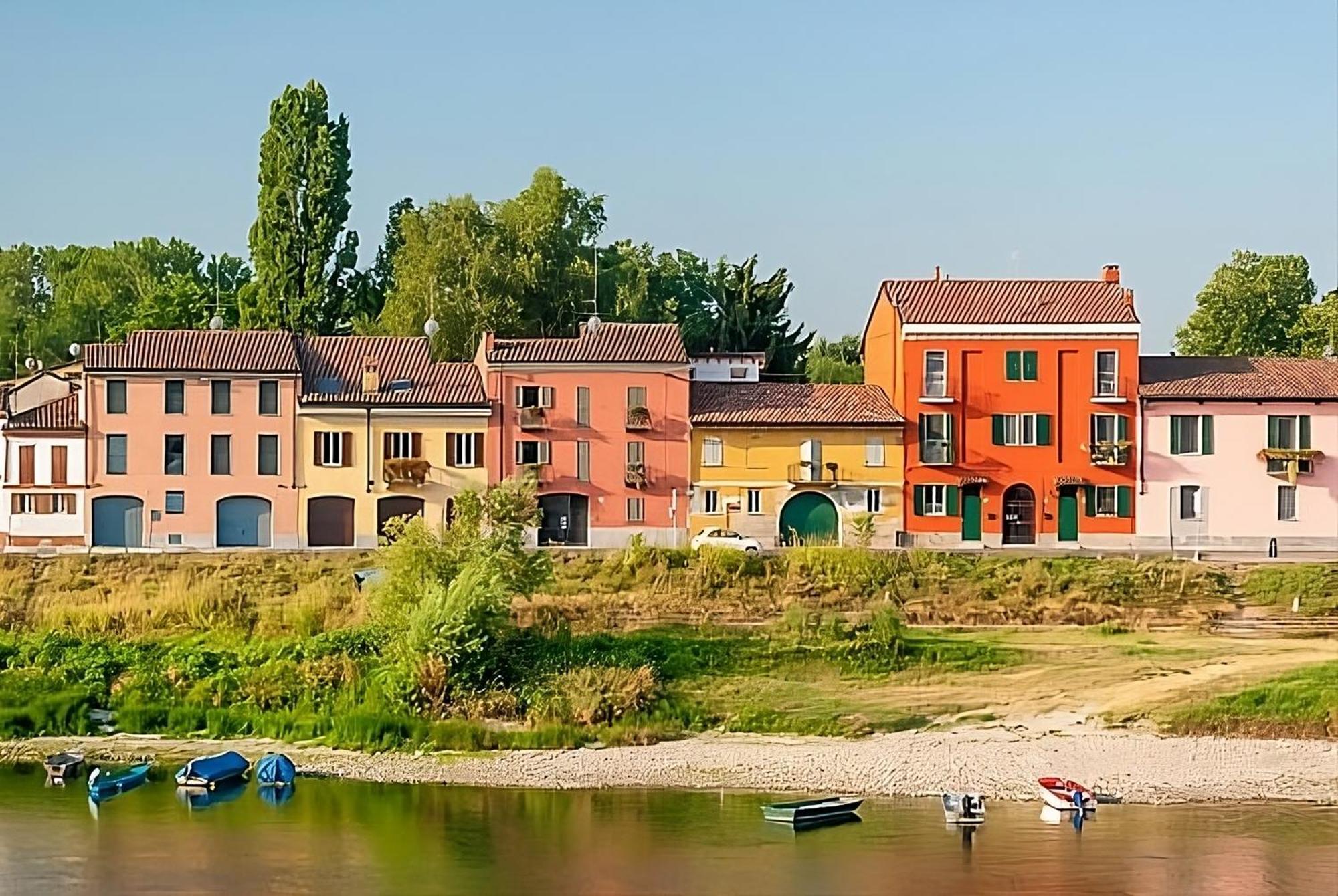 149 Borgo Ticino Suite Attico Di Lusso Con Terrazzo E Parking Privato Pavia Ngoại thất bức ảnh