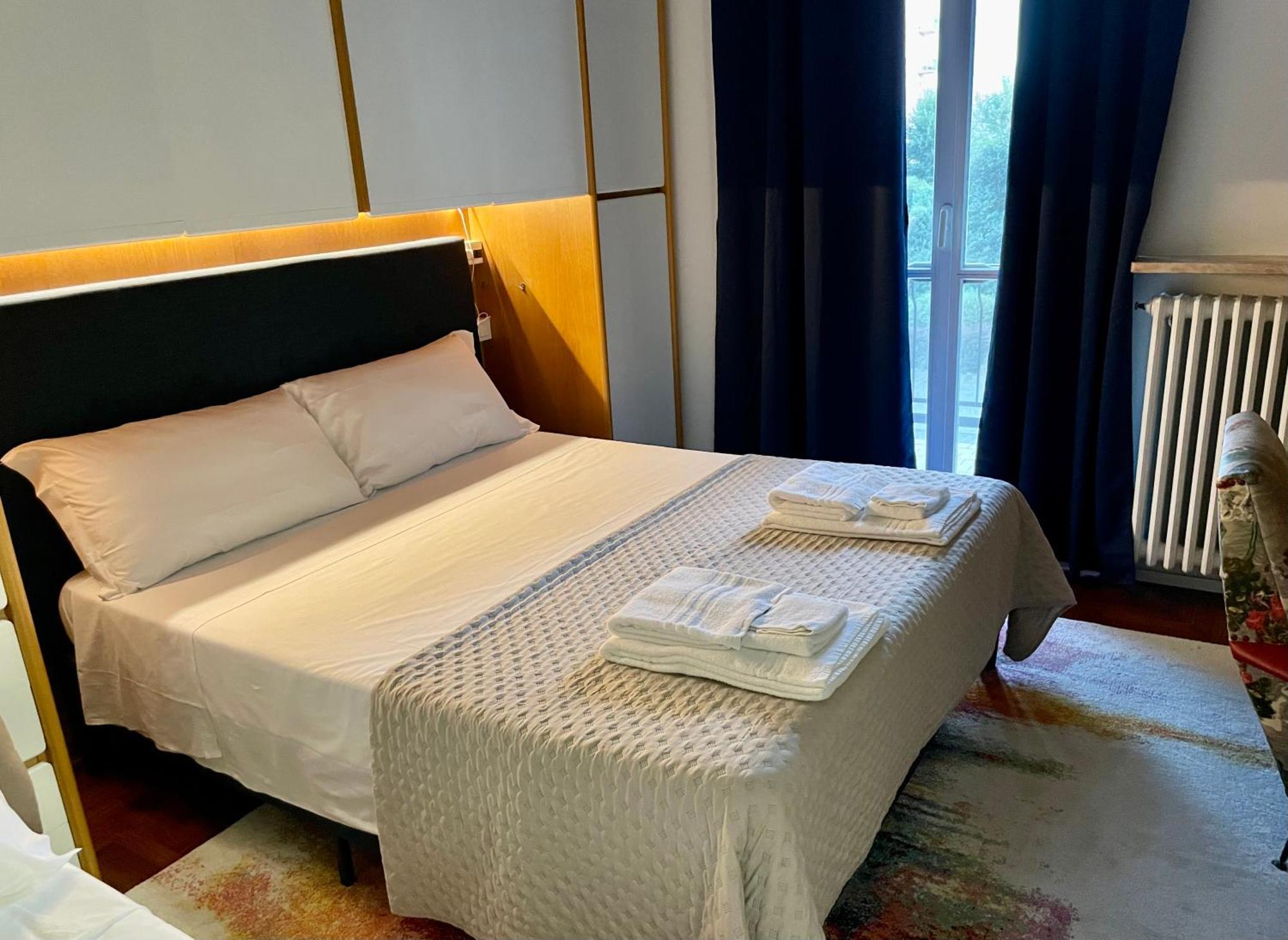 149 Borgo Ticino Suite Attico Di Lusso Con Terrazzo E Parking Privato Pavia Ngoại thất bức ảnh